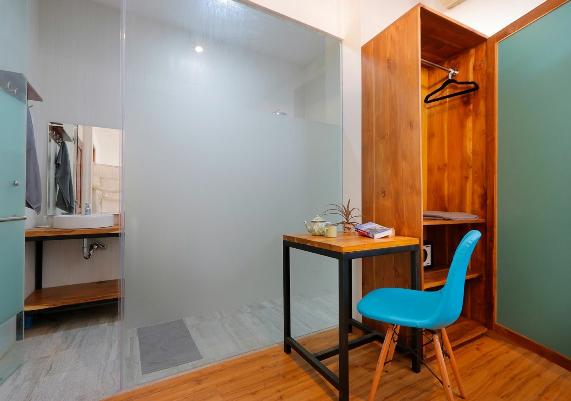 Bali Bee House Hotel Kerobokan  Ngoại thất bức ảnh