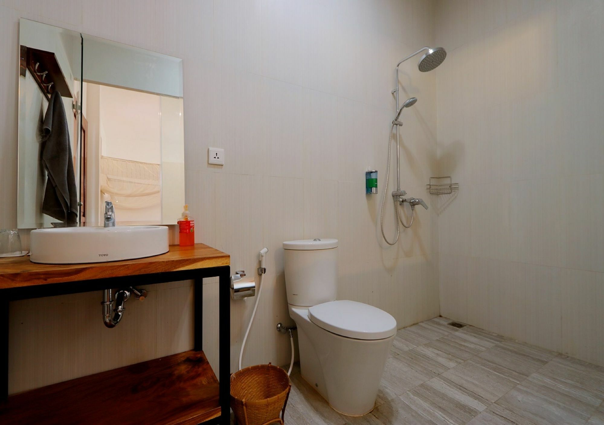 Bali Bee House Hotel Kerobokan  Ngoại thất bức ảnh