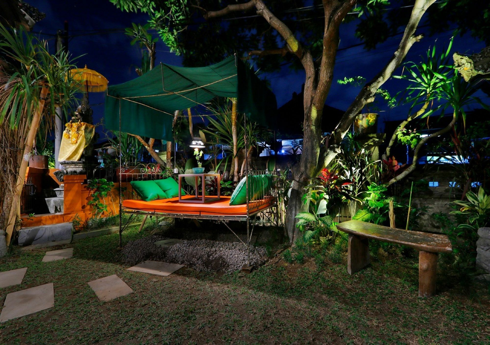 Bali Bee House Hotel Kerobokan  Ngoại thất bức ảnh