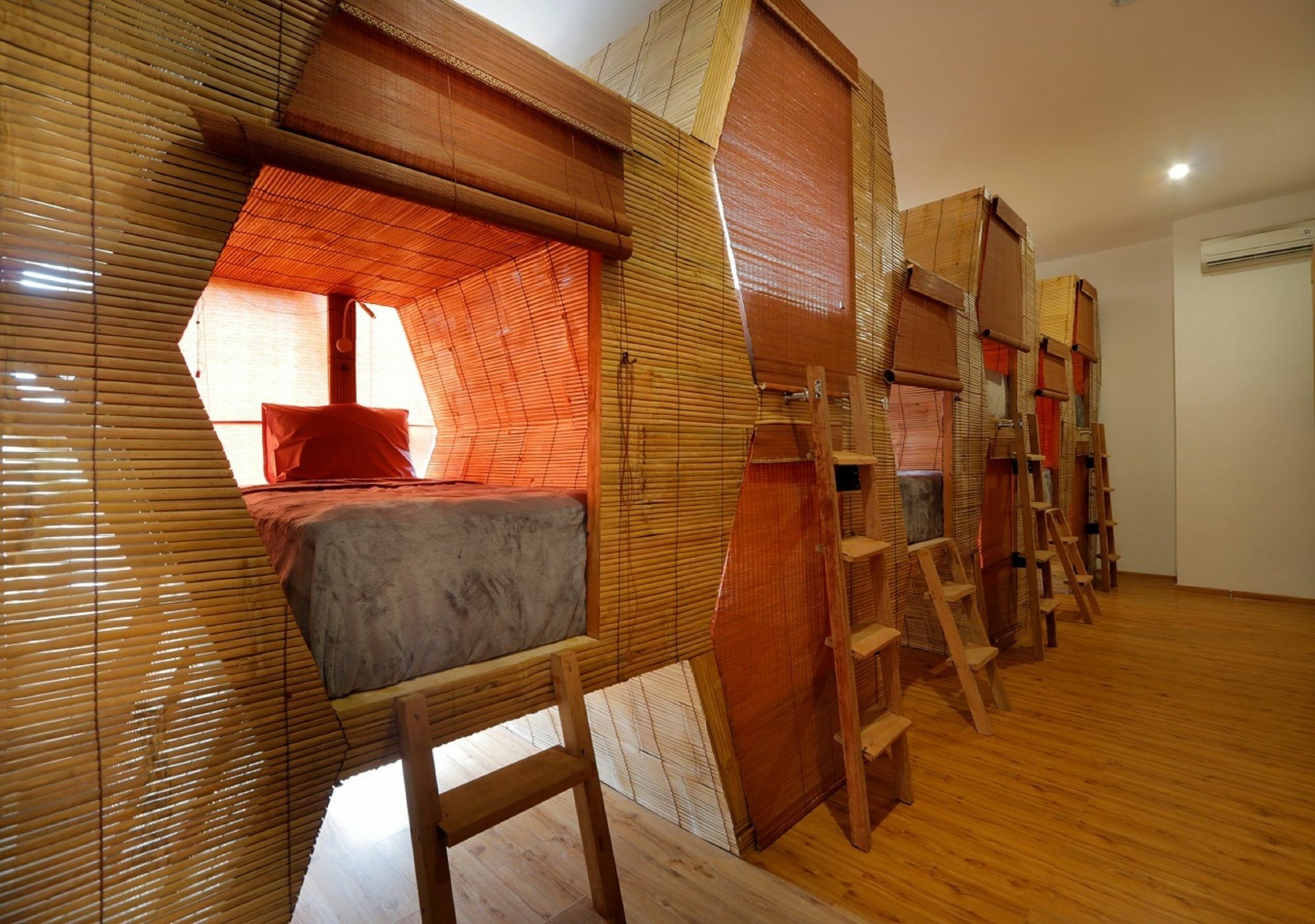 Bali Bee House Hotel Kerobokan  Ngoại thất bức ảnh