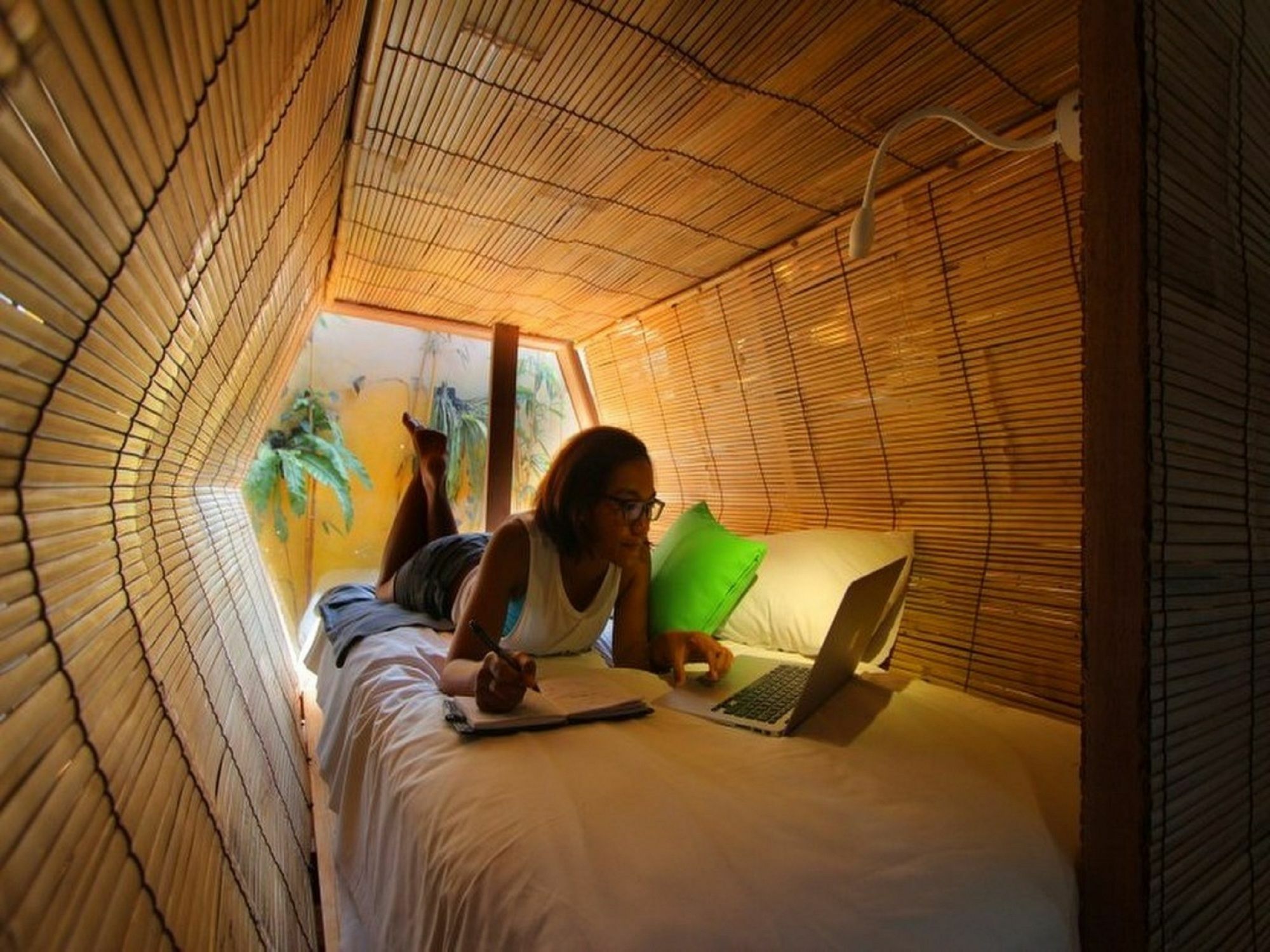 Bali Bee House Hotel Kerobokan  Ngoại thất bức ảnh